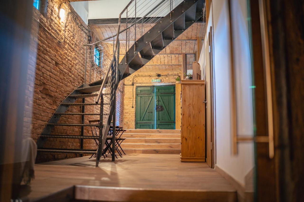 Winzerhof Kuessler - Weinviertel Hotel Stillfried ภายนอก รูปภาพ