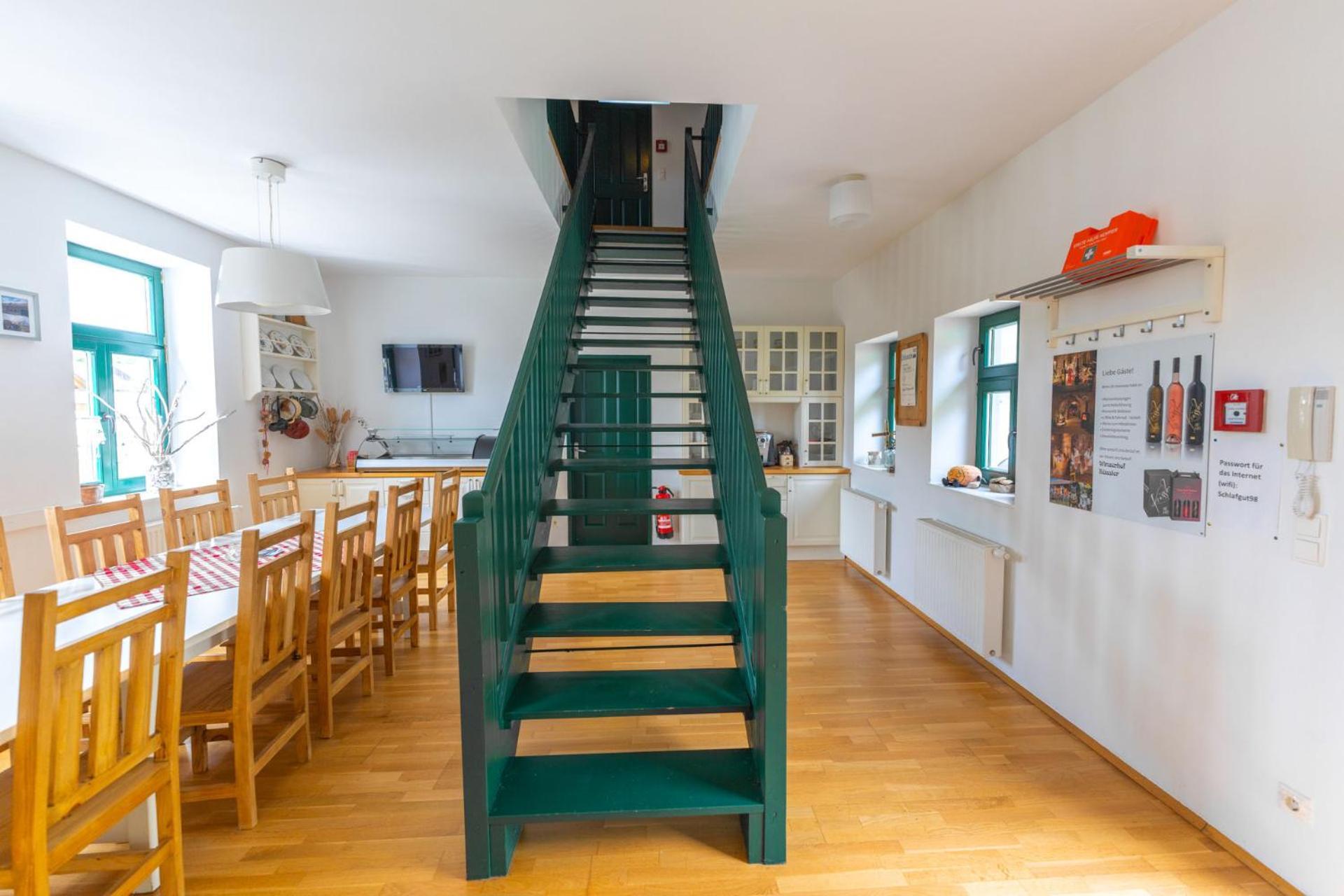 Winzerhof Kuessler - Weinviertel Hotel Stillfried ภายนอก รูปภาพ